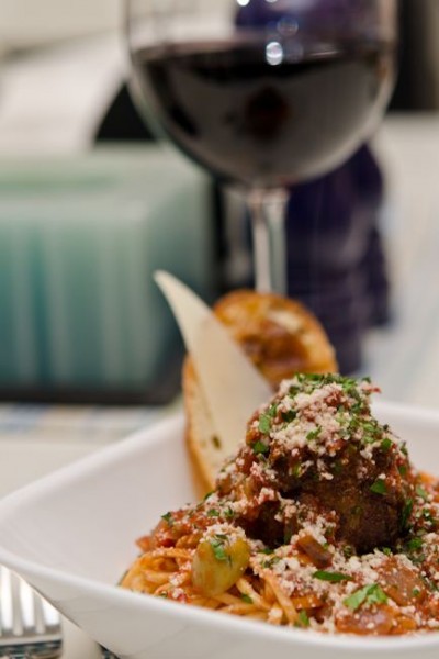 Italian-dinner-wine